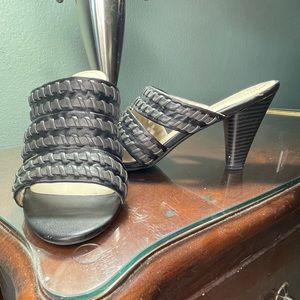 Nickles sz8.5 Sand Grey Black heeled slip on sandals. Fit like wides.